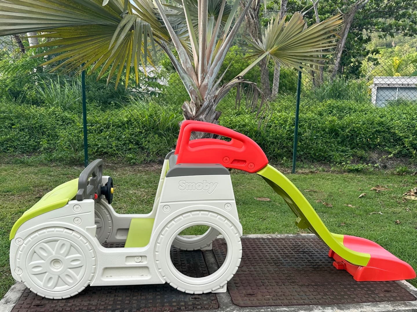 Smoby Toboggan Voiture Slide Car